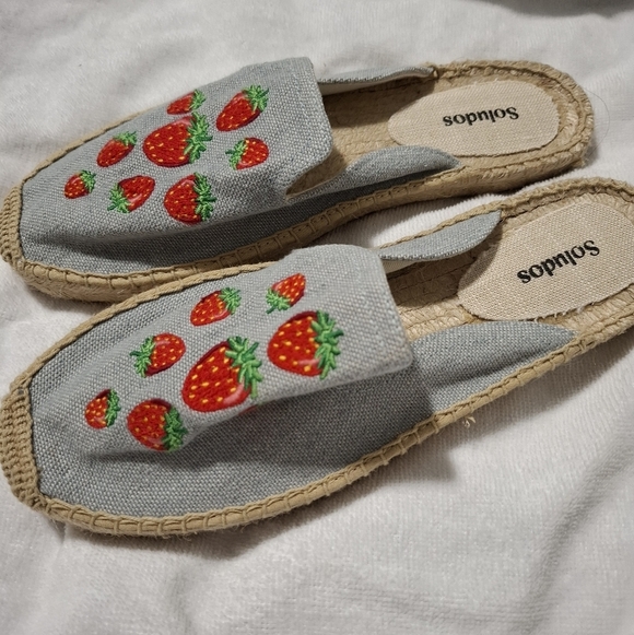 NEW Soludos Embroidered Strawberrie Espadrille Slides Flats Blue Womens Shoes 9 - Picture 3 of 11